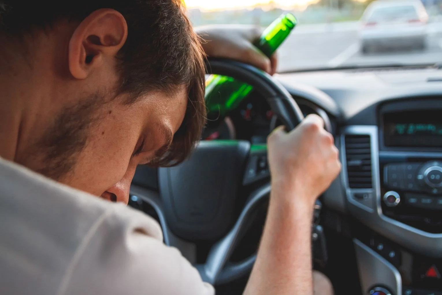Prawie 4 promile alkoholu miał kierowca, który wiózł swoje dzieci.