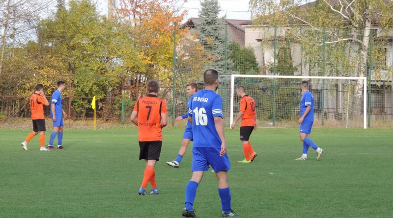Przebój Wolbrom – KS Olkusz 3:0. Wiceliderzy nie dali szans Olkuszanom